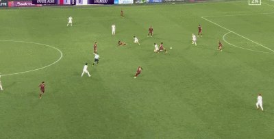 1765281702936040461.gif 2.gif