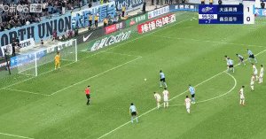 1754226413657016381.gif 马莱莱.gif