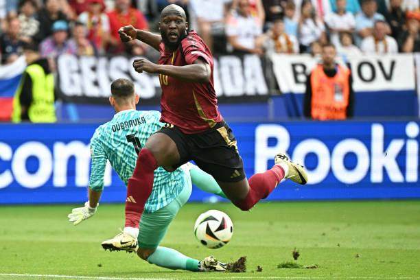 1718647915442083202.jpg -2157425043-612x612.jpg